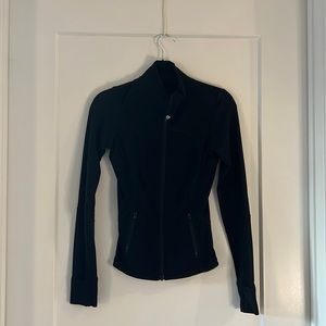 Lululemon Define jacket. Size 2, full zip, front pockets, thumbholes & cuffins